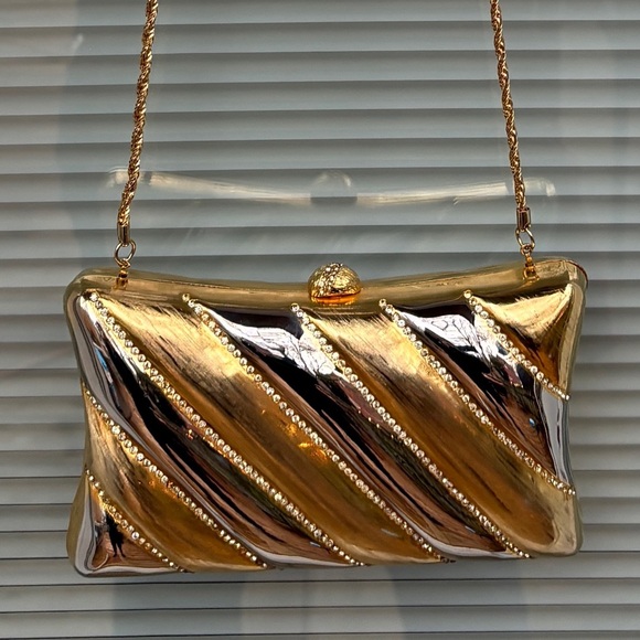 Walborg Handbags - Vintage 50s Walborg Gold & Silver Metal Evening Clutch with Shoulder Strap Chain